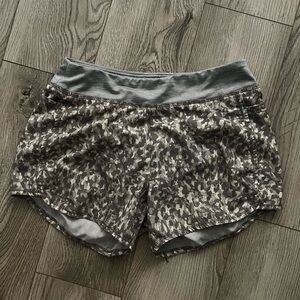 Old Navy Gray Camo Athletic Shorts
